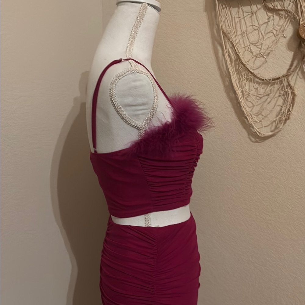 Fun and Flirty Burgundy Skirt Set - Picture 11 of 11